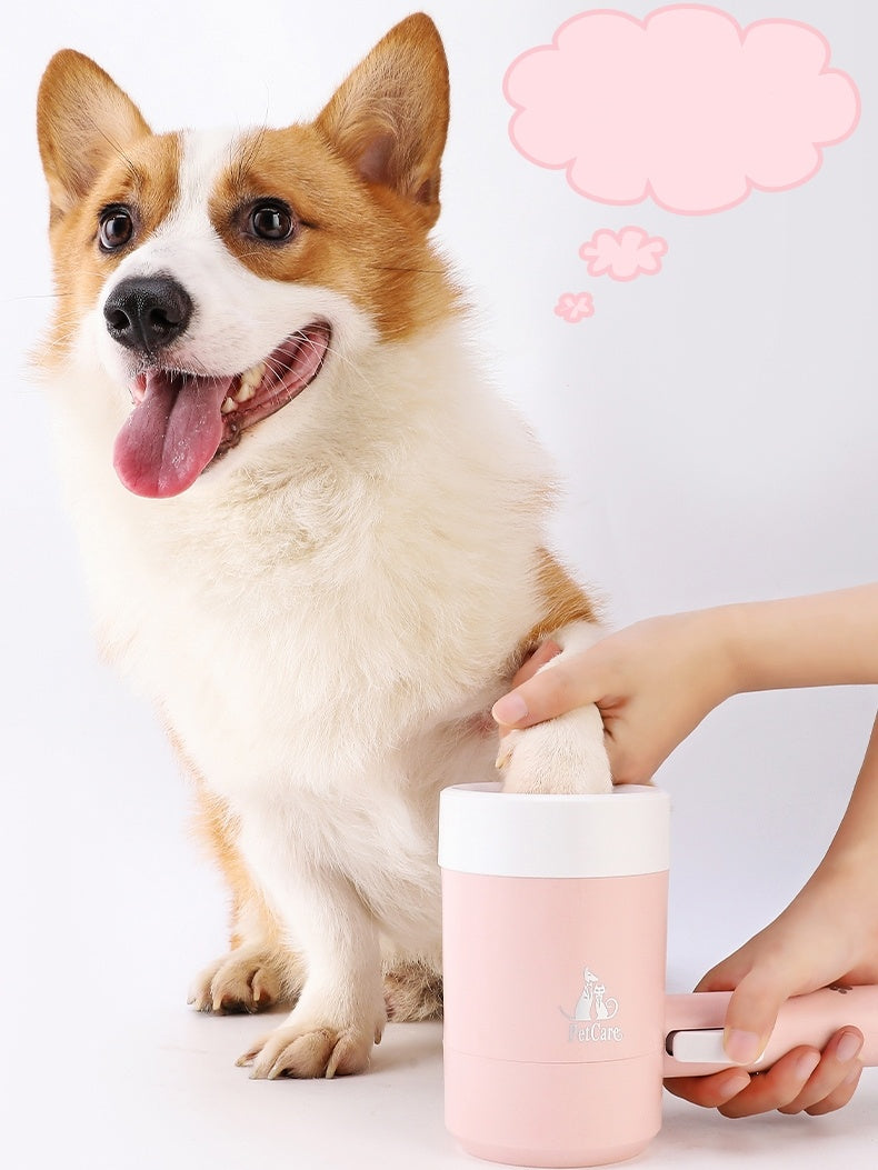 Pet Paw Cleaner Cup with Silicone Comb – Splash-Free Foot Wash